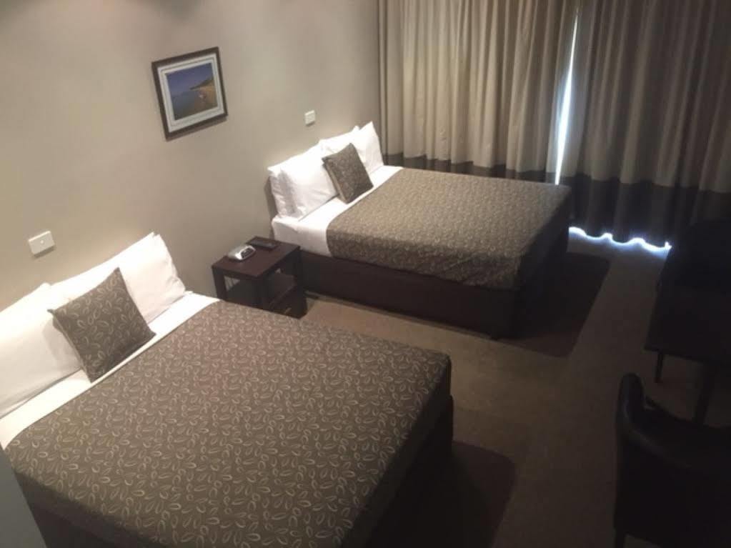Sandhurst Motel Carrum Downs Eksteriør bilde