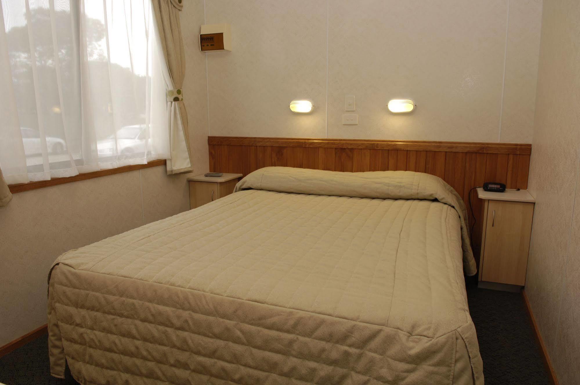Sandhurst Motel Carrum Downs Eksteriør bilde