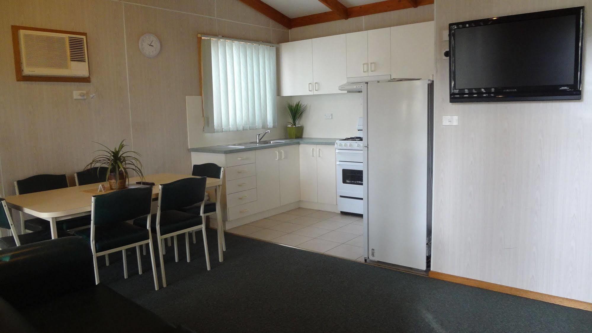 Sandhurst Motel Carrum Downs Eksteriør bilde